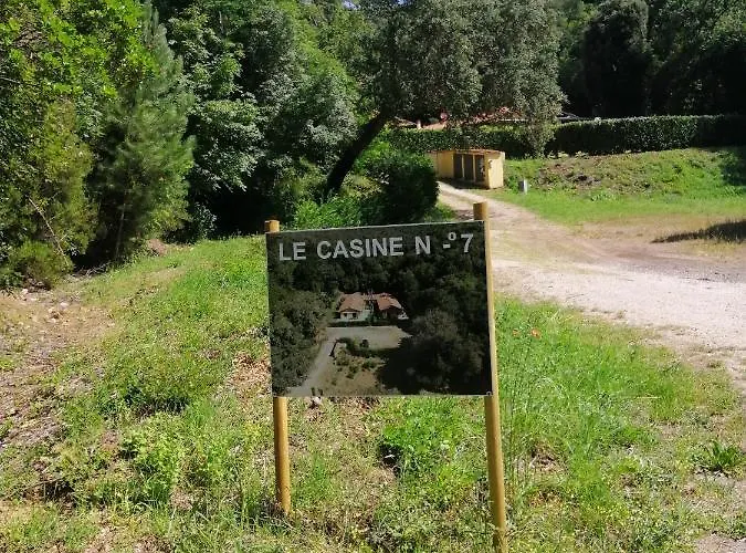 بيت للعطل Le Sughere