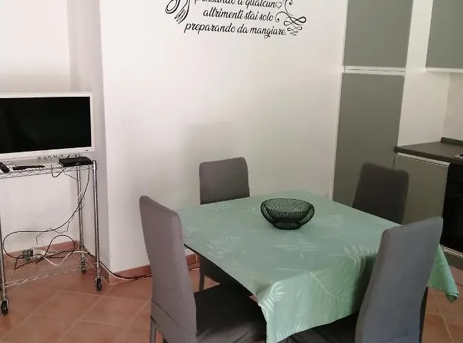 Le Sughere بيت للعطل ماسا ماريتيما